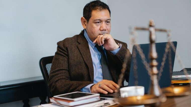 criminal defense lawyer