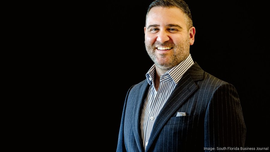 Misha Ezratti Net Worth