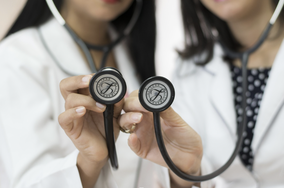 Important Signs That Show a Doctor May Be the Right Fit for Care