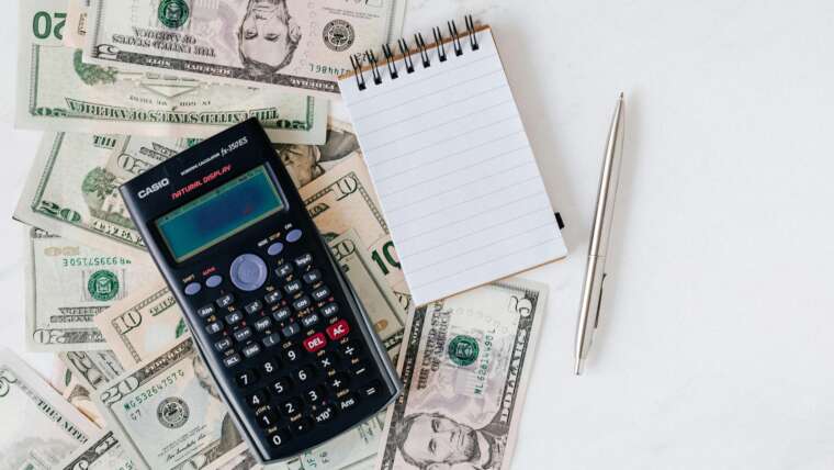 Key Benefits That Modern Business Banking Services Offer Companies